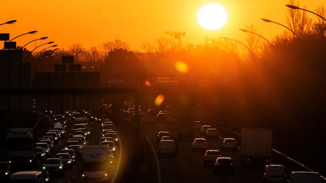 Klimapolitik: EU-Parlament will Klimaregeln für Autobauer lockern