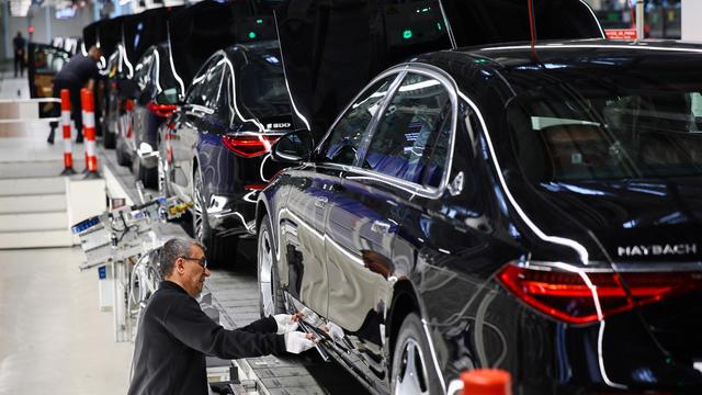 Automobilbranche: Gewinn von Mercedes bricht um mehr als die Hälfte ein