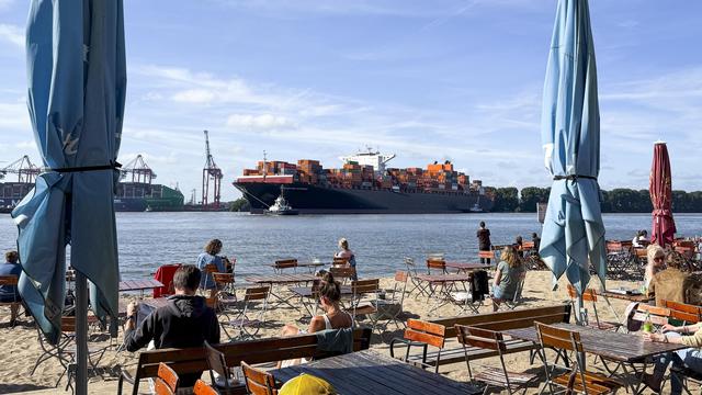 Deutsche Wirtschaft: Deutsche Importe steigen, Exporte bleiben auf Vorjahresniveau