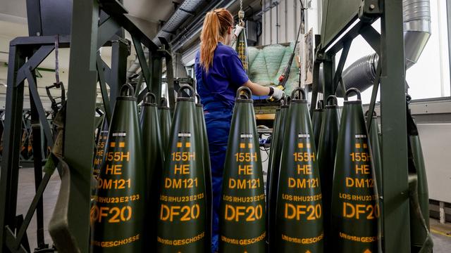 Rüstungsindustrie: Rheinmetall steigert Produktion von Artilleriemunition mit neuem Werk