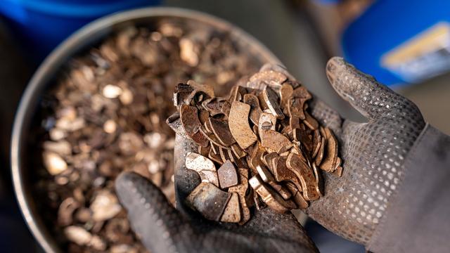 Trade dispute: China defends export controls on rare earths
