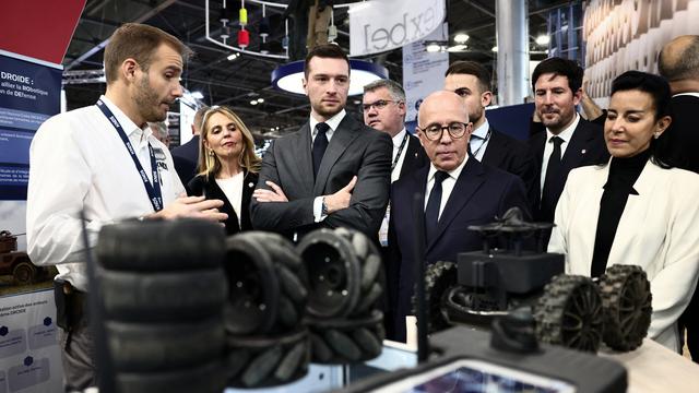 Rechtsextremismus in Frankreich: In Frankreich hat die Wirtschaft die Brandmauer längst eingerissen