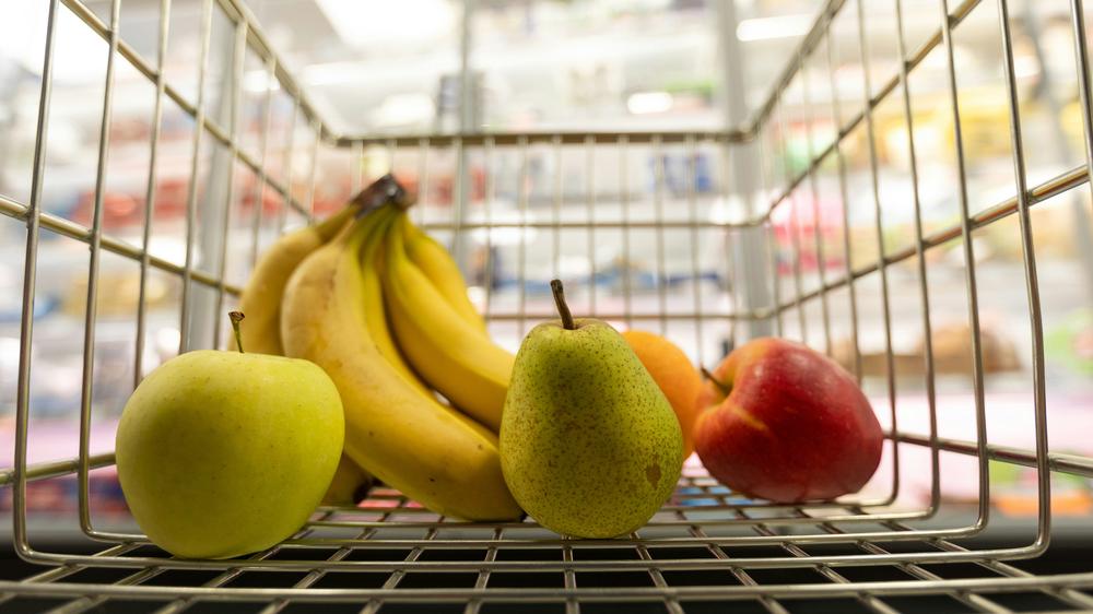 Inflation: Obstkonserven wurden teurer, während andere Lebensmittel weniger kosteten als im Vorjahr.