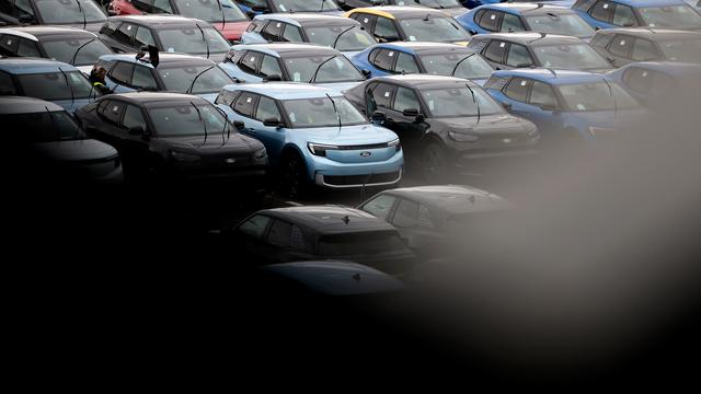 Autobranche: Deutsche Autoindustrie legt verhaltene Prognose für 2026 vor