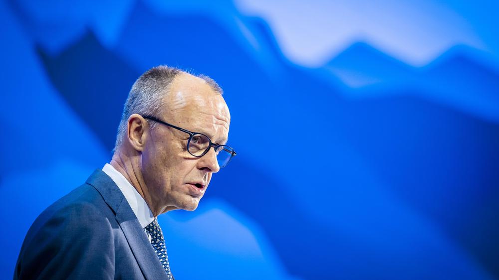 Friedrich Merz: Friedrich Merz hatte am Mittwoch als Bundeskanzler auf dem Weltwirtschaftsforum in Davos seinen ersten Auftritt auf der großen Bühne.