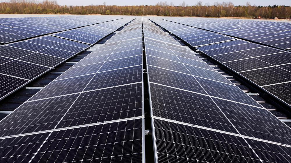 Stromerzeugung: EU-weit lag die Photovoltaik 2025 erstmals vor der Kohlestromerzeugung.