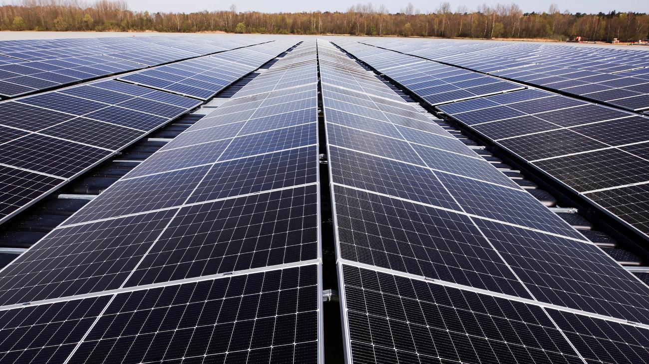Stromerzeugung: Solarkraftwerke in Deutschland erzeugen erstmals mehr Strom als Kohle