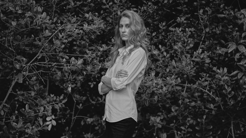 Künstliche Intelligenz: Zoë Hitzig: "Wir könnten aus den Fehlern der sozialen Netzwerke lernen."