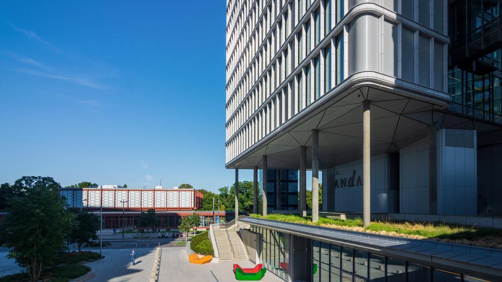 SDS-Gruppe: Das Luxushotel Andaz in Wien ist für 92 Millionen Euro verkauft worden.