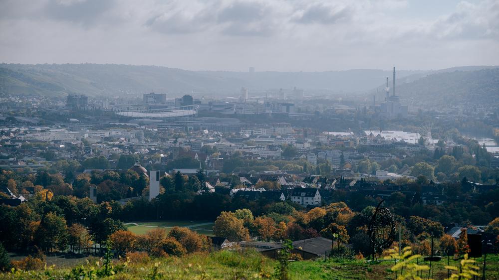 State election in Baden-Württemberg: View of Stuttgart-East, Bad Cannstatt, the Hallschlag and the Neckar Valley