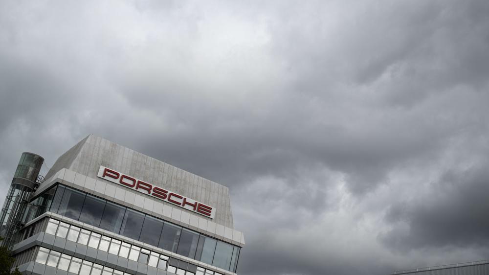 Porsche: Der Gewinn des Sportwagenherstellers Porsche ist im Vergleich zum Vorjahr um 91,4 Prozent eingebrochen.