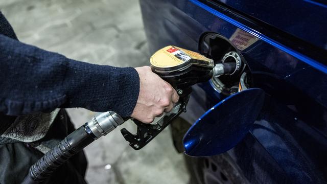 Spritpreise: Lars Klingbeil bringt festgelegte Höchstpreise für Sprit ins Gespräch