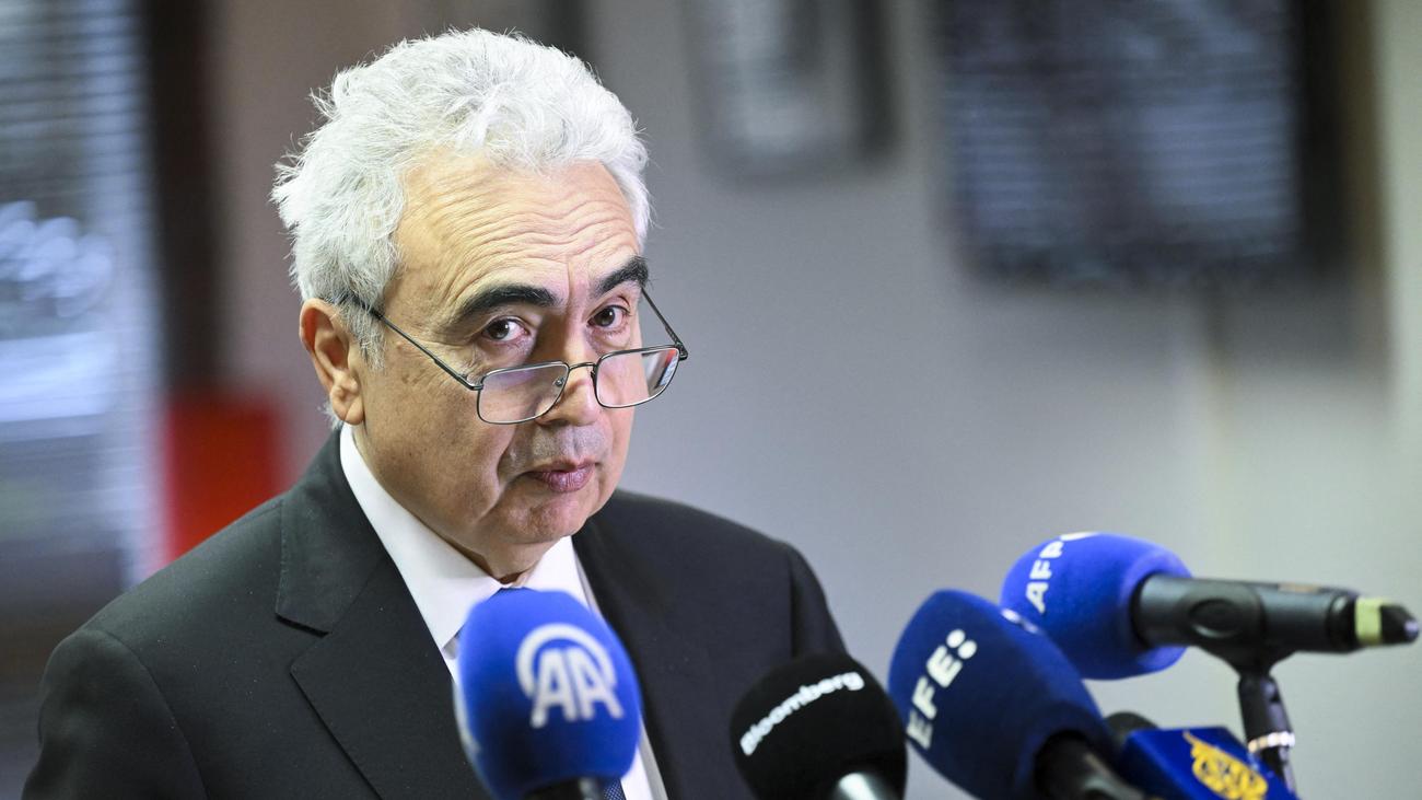 Straße von Hormus: Kerosinvorräte in Europa könnten laut IEA-Chef bis Juni ausgehen