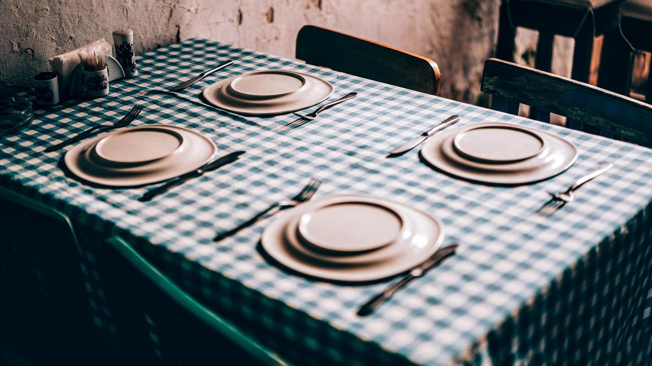 Konjunktur: Es wird erst einmal härter. Wer sagt es den Leuten?