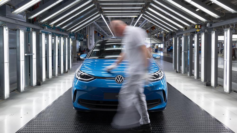 Elektroautos: Im Volkswagen-Werk in Zwickau steht das Elektroauto ID.3 zur Endabnahme.