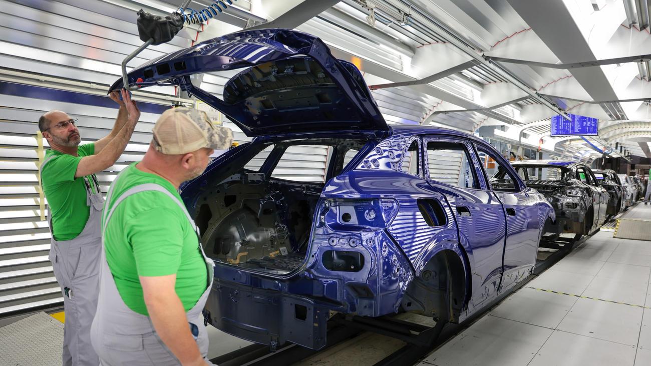 Elektromobilität: Bereits rund 17.000 Anträge für die Kaufprämie bei Elektroautos