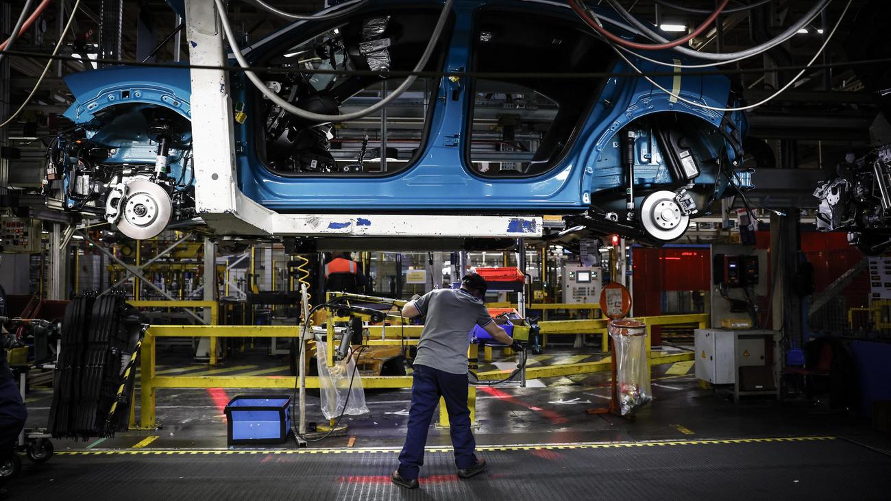 Stellantis: Opel-Mutter Stellantis will Produktion in Europa umstellen
