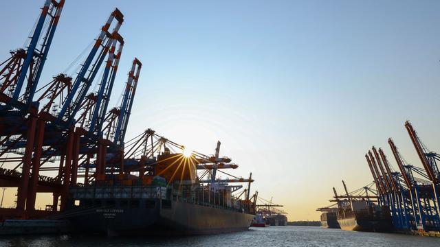 Exporte: Deutsche Exporte stiegen im April trotz Irankrieg
