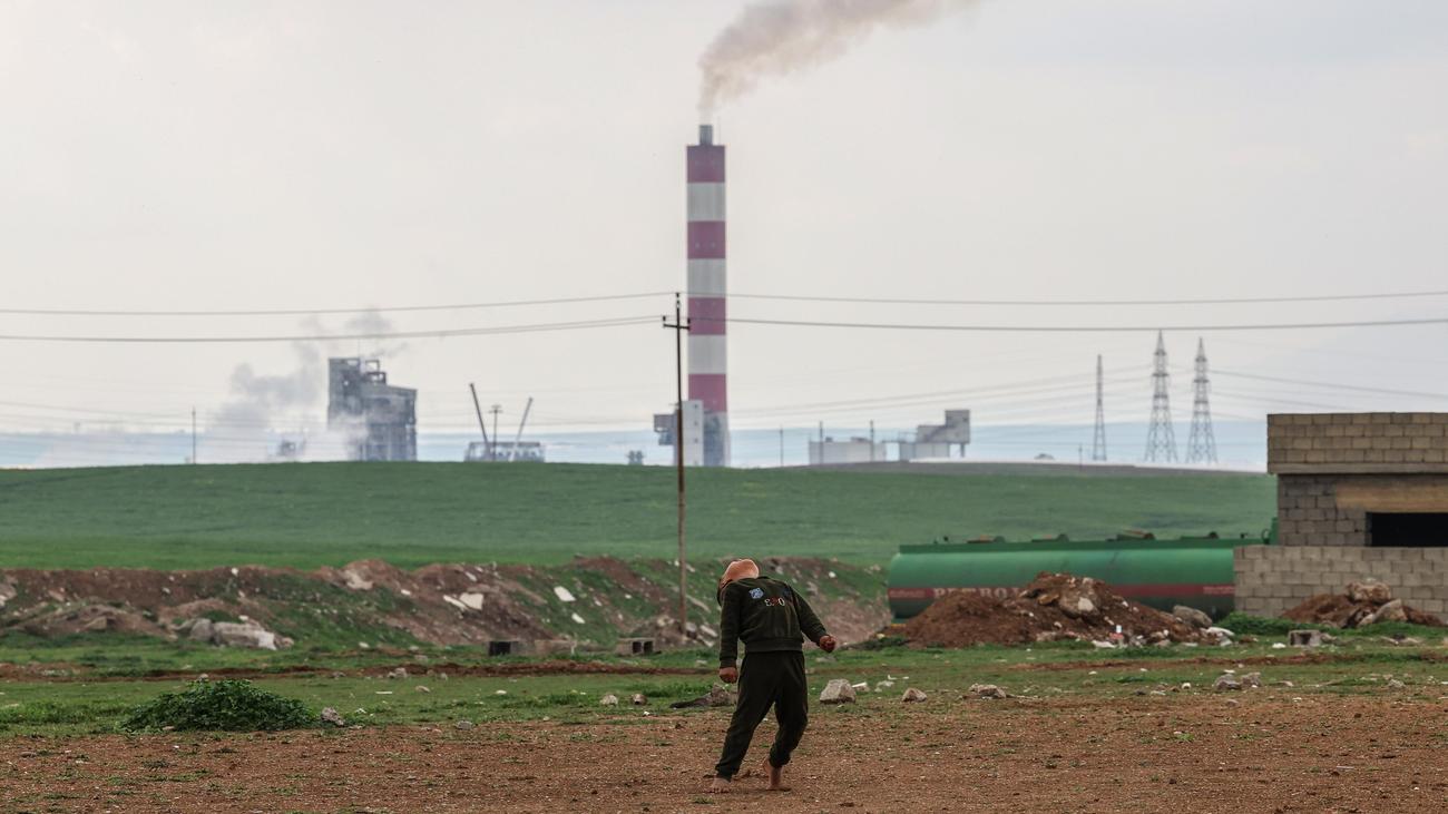Países productores de petróleo: Opec+ decide nuevamente aumentar la producción de crudo