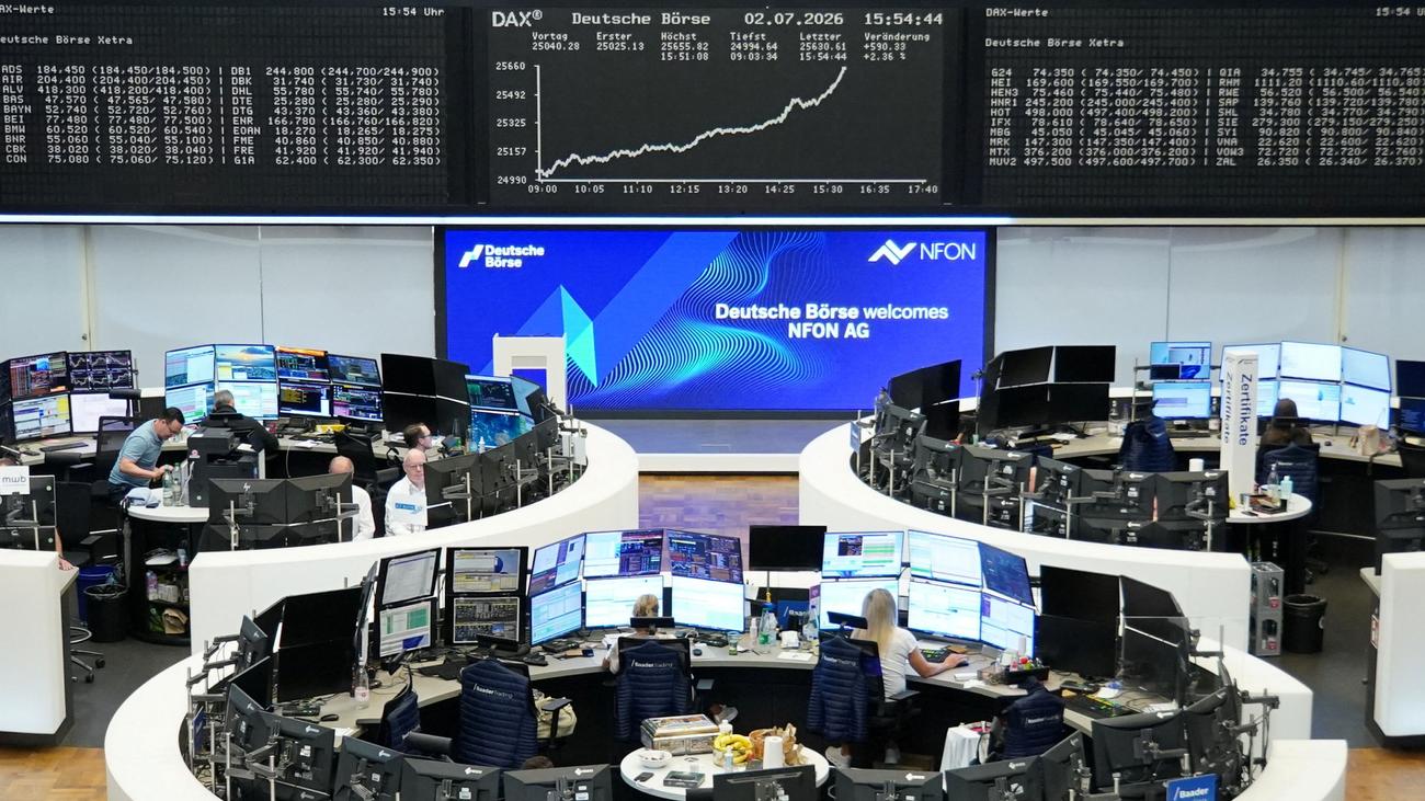 Börse: Dax steigt auf Rekordwert