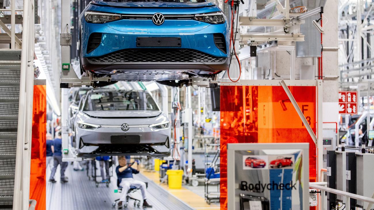 IG Metall: IG Metall ruft zu Aktionstag gegen neue Sparpläne bei VW auf