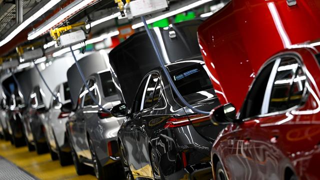 Produktion in Deutschland: Produzierendes Gewerbe wächst stärker als erwartet