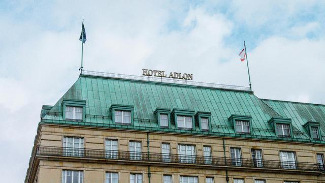 Berlin: Berliner Luxushotel Adlon soll verkauft werden