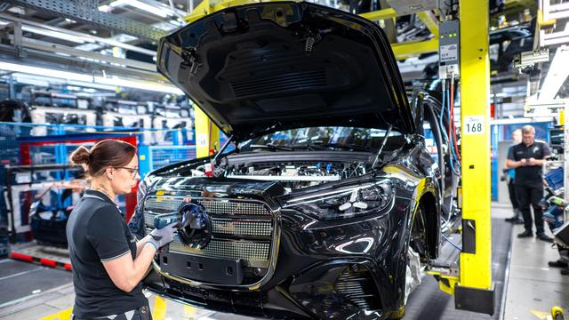 Beschäftigung in der Industrie: Deutsche Automobilbranche hat geringste Mitarbeiterzahl seit 2005