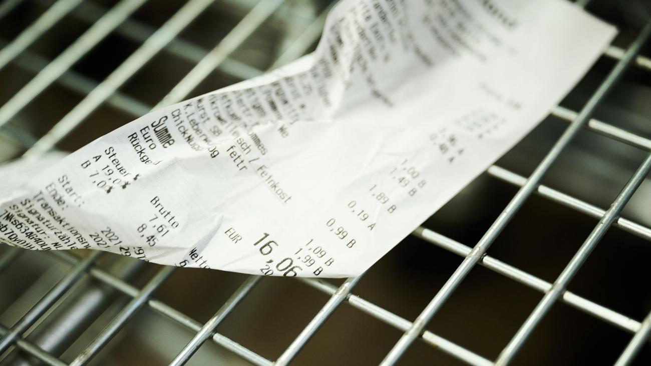 Kassenbon: Digitaler Kassenbon soll von 2028 an Papierbeleg beim Einkauf ...