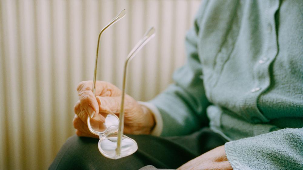  Bis zuletzt wurde um die Pflegereform gerungen, nun steht ein Kompromiss. Er senkt Belastungen für Pflegebedürftige und Angehörige – und gibt der Koalition Zeit.