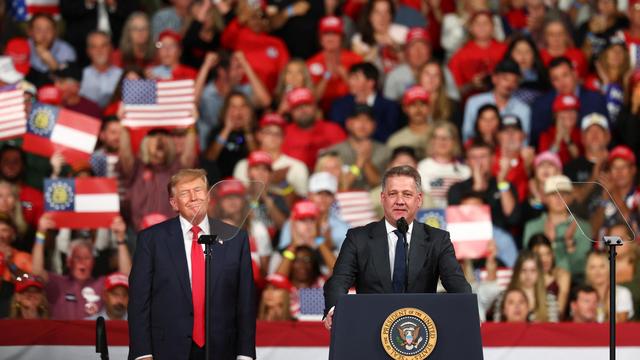 Autoindustrie: Audi kündigt auf Wahlkampfveranstaltung von Trump erstes US-Werk an
