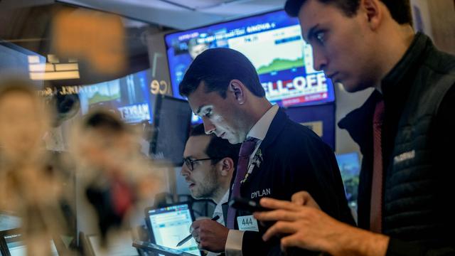 Finanzmarkt: Börsen stürzen weltweit ab, Crash in Japan