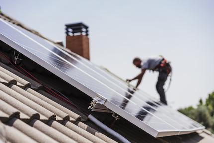Energy Sharing: Ab Juni dürfen Bürgerinnen und Bürger Solarstrom gemeinschaftlich erzeugen und untereinander teilen.