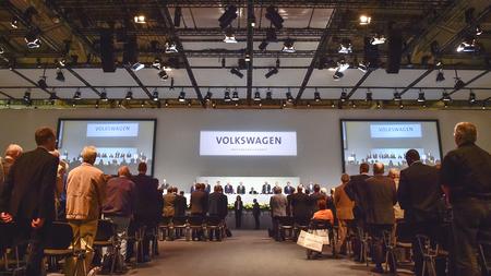 Volkswagen Hauptversammlung Grosse Show Ohne Aufklarung Zeit Online