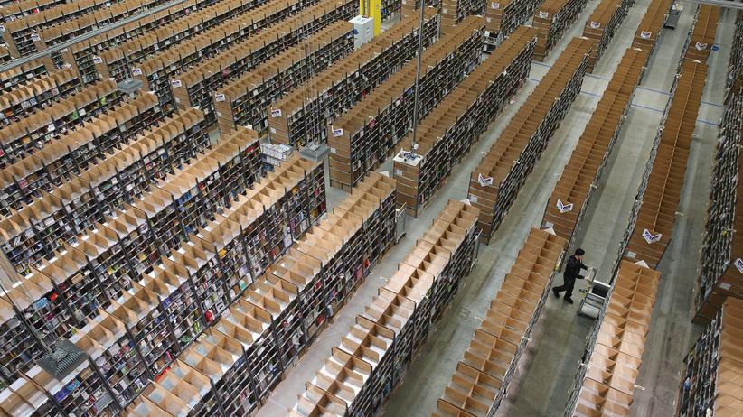 Warenvernichtung: Ein Warenlager von Amazon im brandenburgischen Brieselang