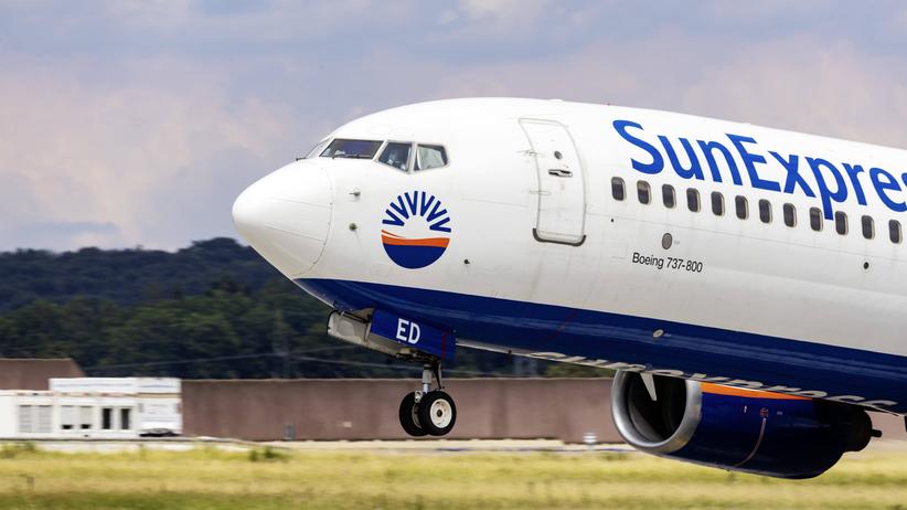 Lufthansa: SunExpress Deutschland stellt Flugbetrieb ein | ZEIT ONLINE