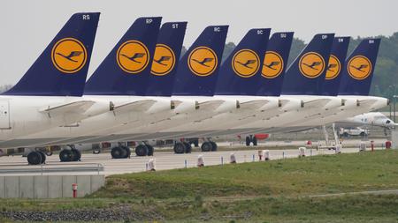 Corona Krise Lufthansa Will Stornierte Tickets Bis Ende August Erstatten Zeit Online