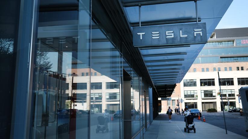 Börsenwert: Wert der Tesla-Aktie um rund 80 Milliarden Dollar gesunken