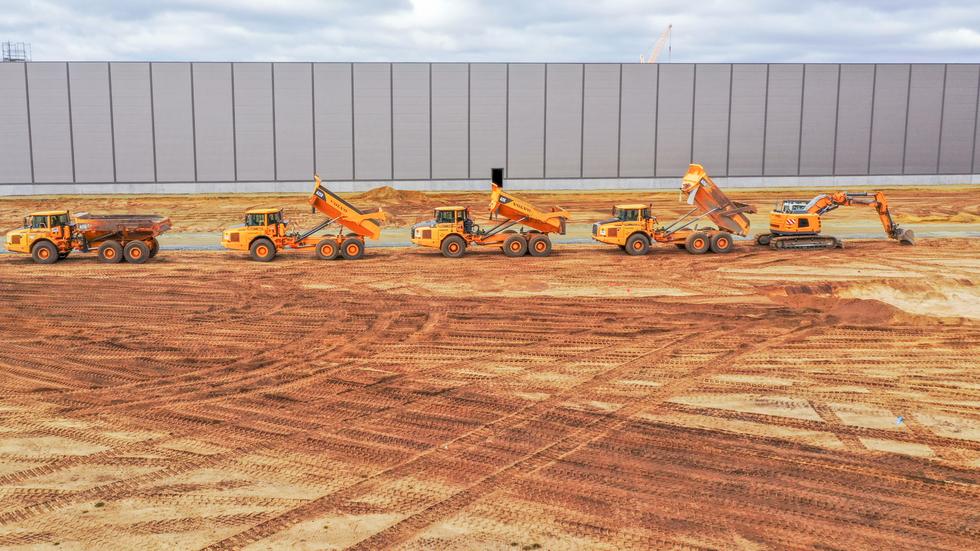 Tesla: Baustelle der Tesla-Gigafactory im brandenburgischen Grünheide
