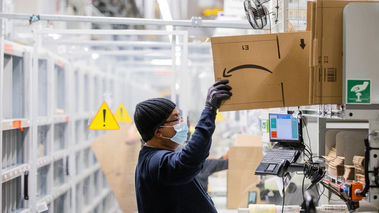 Versandhandel: Ver.di Ruft Beschäftigte Zu Streiks Bei Amazon Auf ...