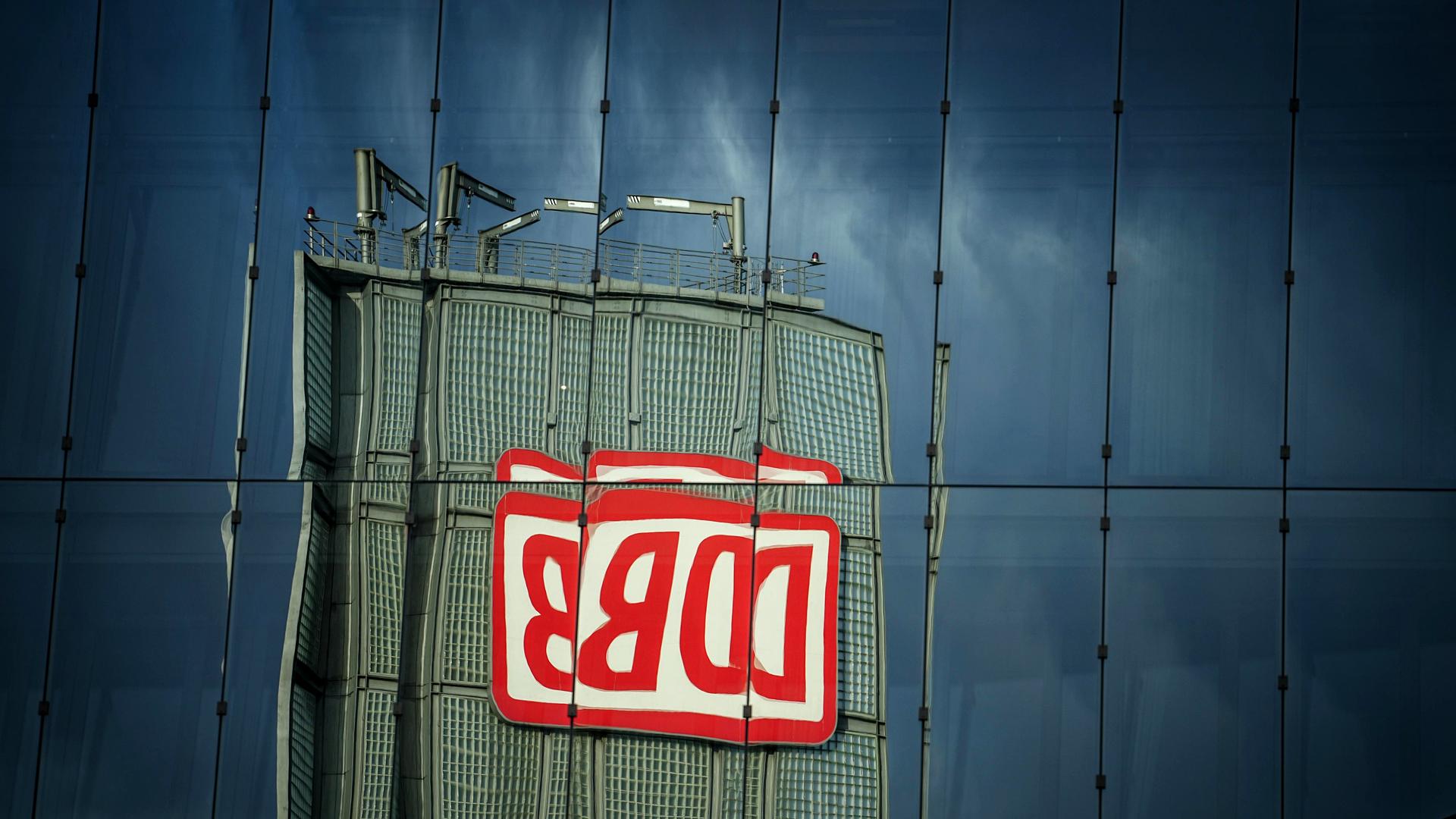 Deutsche Bahn: Neue Bahnchefin will 2026 zum "Jahr des großen Umbaus" machen