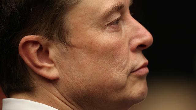 Tesla: Tesla-Aktionäre genehmigen Musk Vergütung von 878 Milliarden US-Dollar