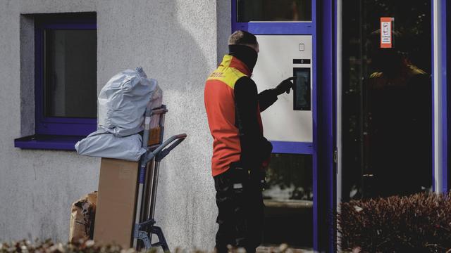 Bild: Illegale Beschäftigung: Zoll kontrolliert bundesweit Paketzusteller