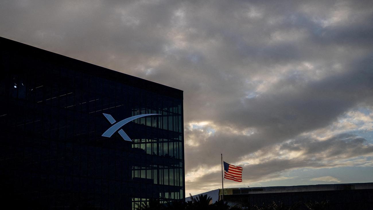 Yapay Zeka: SpaceX, Google'dan Milyarlarca Dolarlık Yapay Zeka Sözleşmesi Aldı