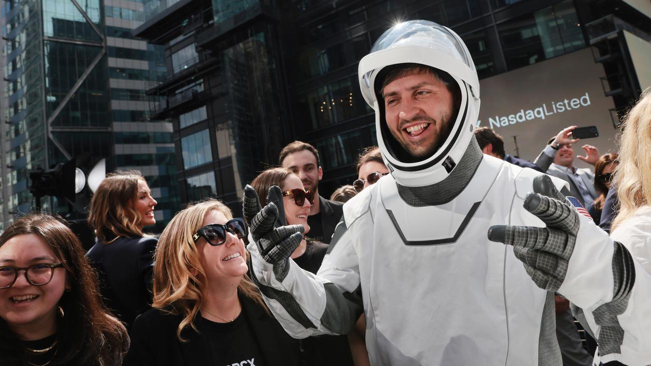 SpaceX, Borsa Değerinde Amazon'u Geride Bıraktı