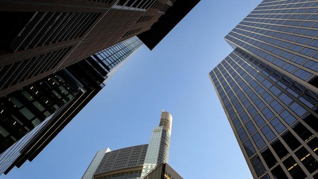 UniCredit Raises Commerzbank Stake Past One-Third, Facing Employee Opposition