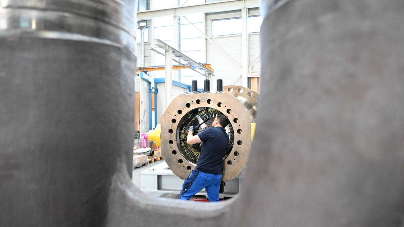 Industrieaufträge: Deutsche Industrie erhält mehr Aufträge als erwartet