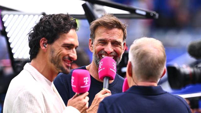 Deutsche Telekom: Telekom profitiert von Fußball-WM und steigert erneut Gewinn