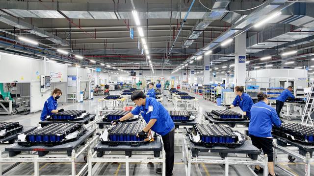 E-Auto-Batterien: E-Autohersteller der EU zunehmend von asiatischen Batterien abhängig