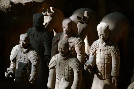 Ausgestellt in einem chinesischen Museum in Lintong: Figuren der berühmten Terrakotta-Armee des ersten chinesischen Kaisers Qin Shihuangdi (Archivfoto).